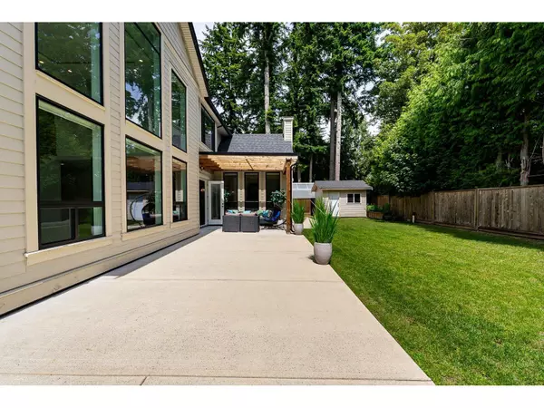 Langley, BC V3A2X2,4014 204A STREET