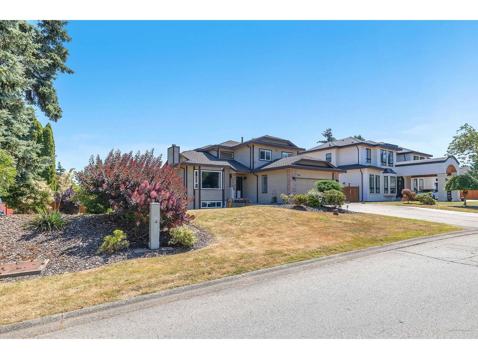Surrey, BC V3S6P2,7588 150A STREET