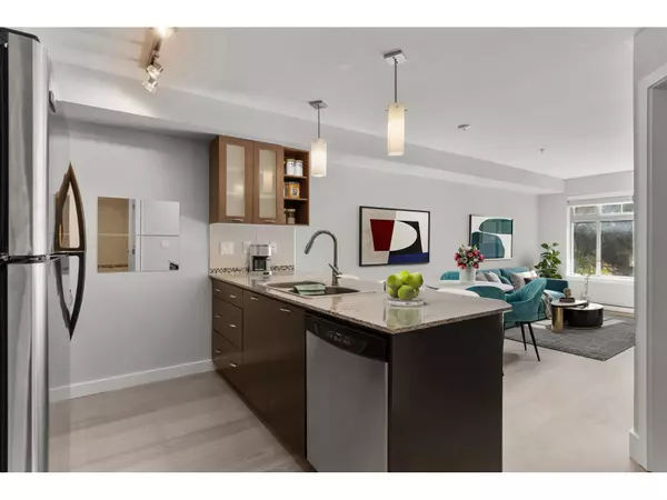 2233 MCKENZIE RD #210, Abbotsford, BC V2S4A1