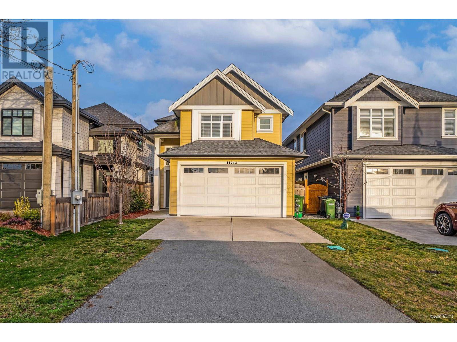 Richmond, BC V7E3H4,11744 4TH AVENUE