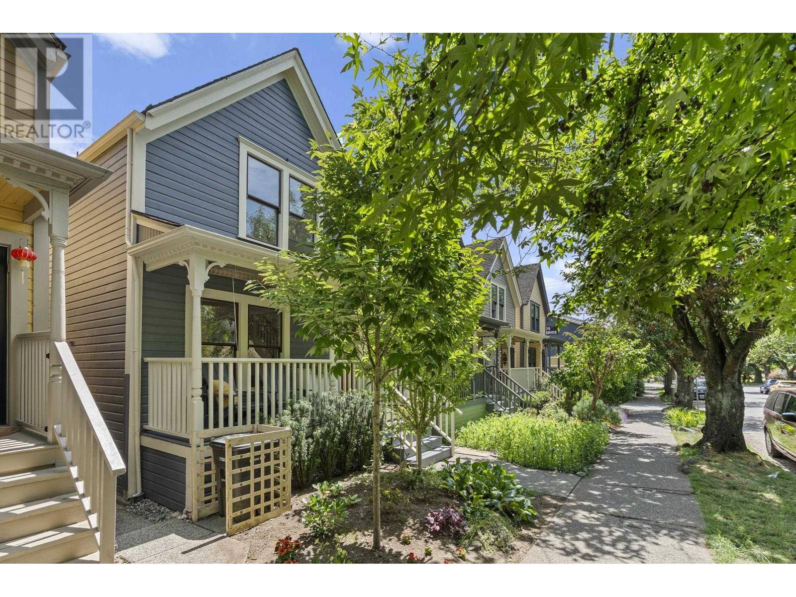 Vancouver, BC V6A3H9,508 HAWKS AVENUE