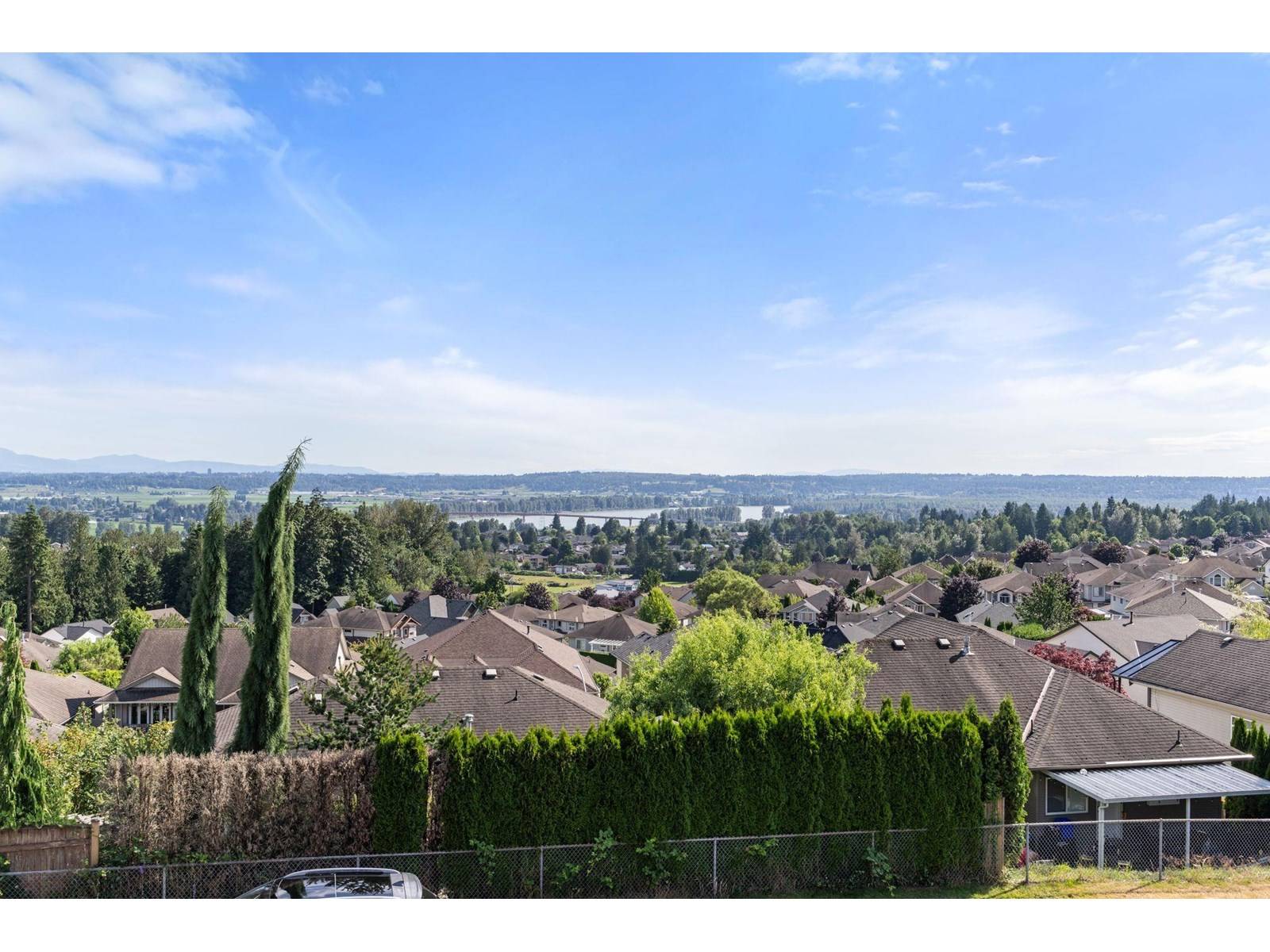Mission, BC V2V7C7,33765 KNIGHT AVENUE