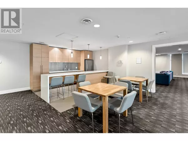 Port Moody, BC V3H0G6,301 CAPILANO RD #907