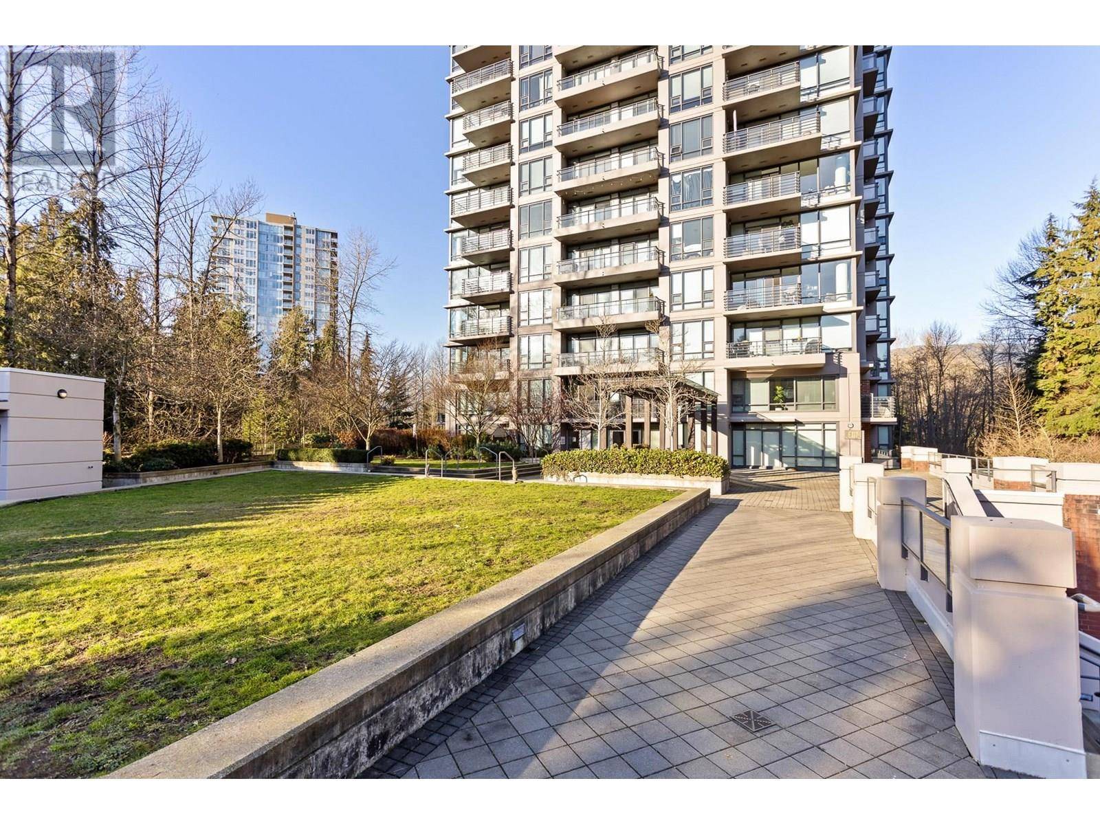 Port Moody, BC V3H0G6,301 CAPILANO RD #907