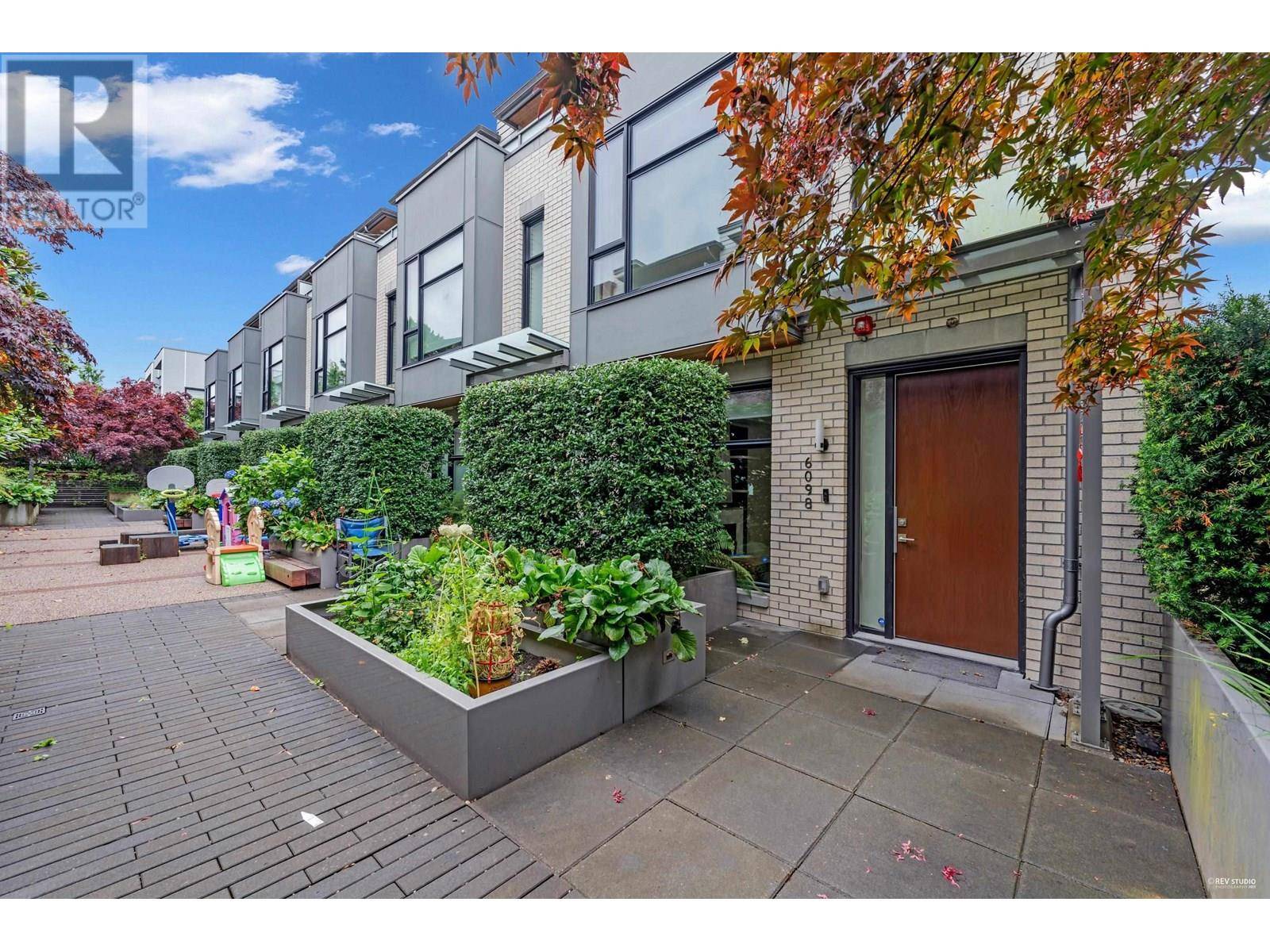 Vancouver, BC V6M2W2,6098 OAK STREET