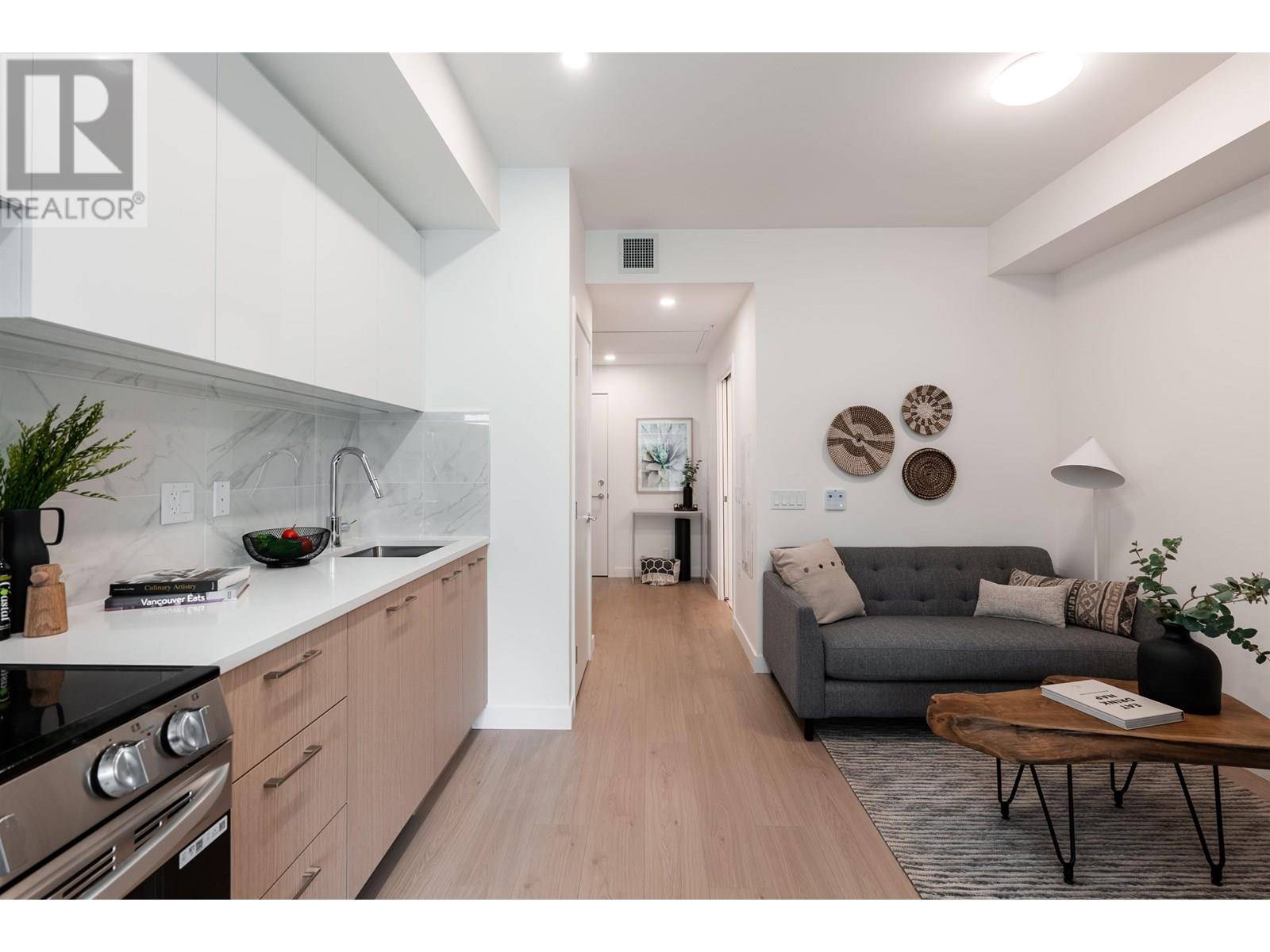 Port Moody, BC V0V0V0,154 JAMES RD #401