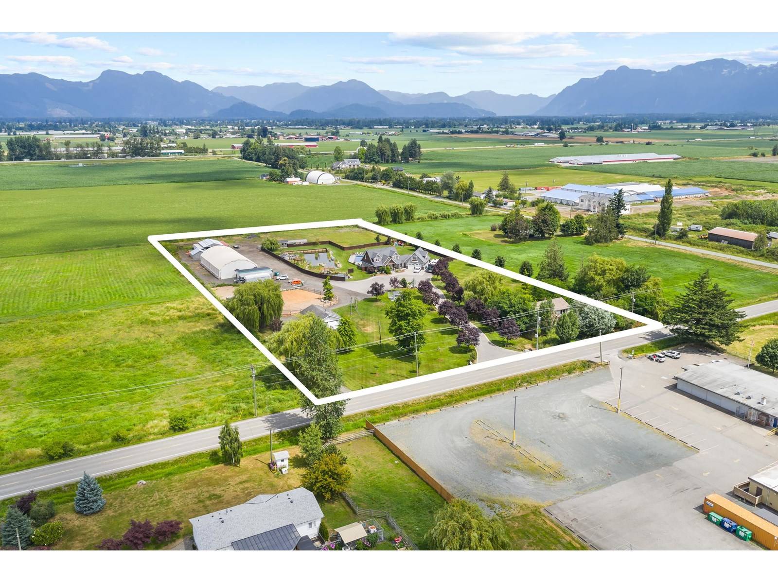 Chilliwack, BC V2P6H3,49517 PRAIRIE CENTRAL ROAD|East Chilliwack
