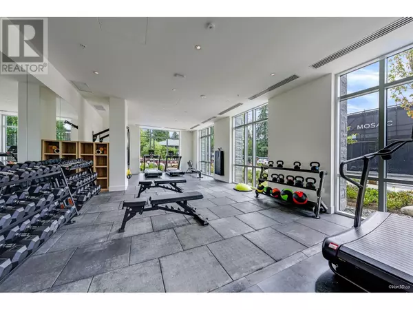 North Vancouver, BC V7J0E8,2385 EMERY COURT #409