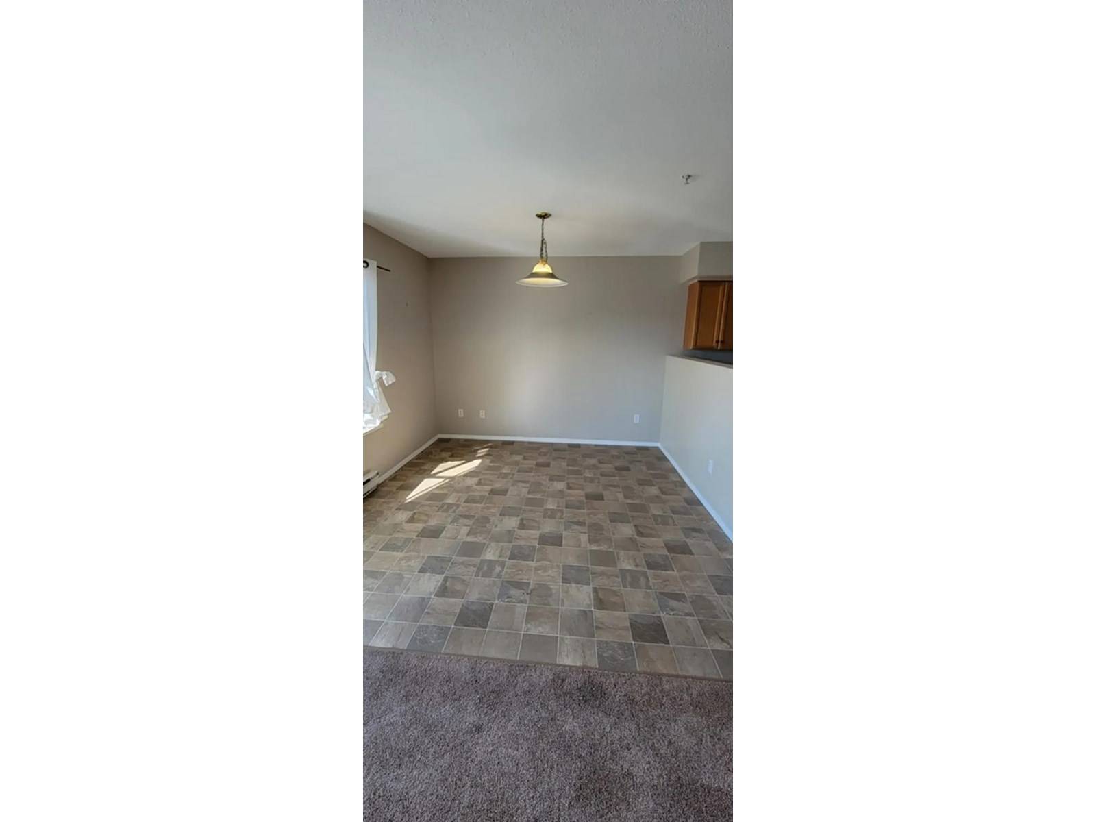 Langley, BC V4W3P8,27262 FRASER #202