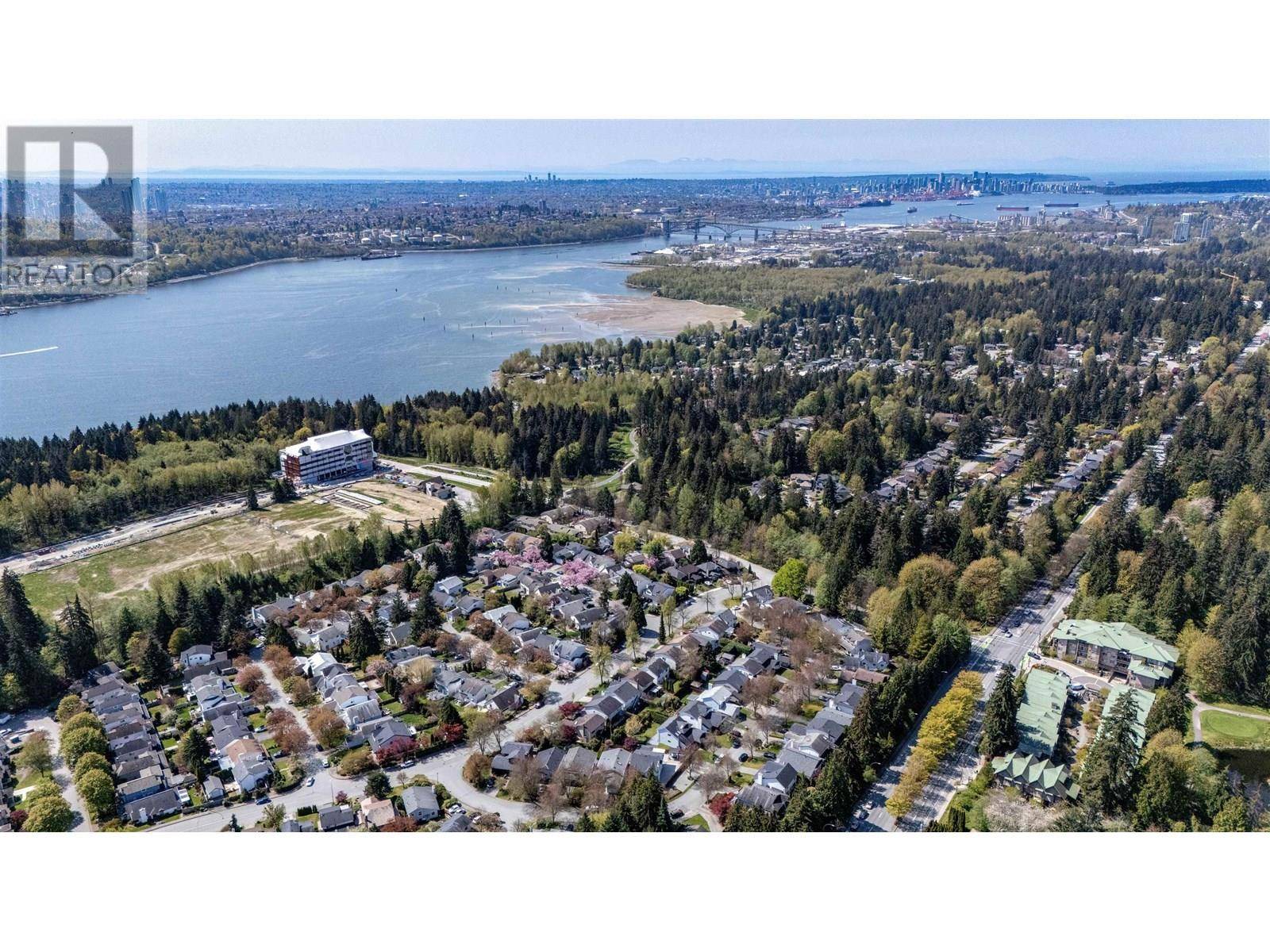 North Vancouver, BC V7H2S4,883 NAIRN COURT