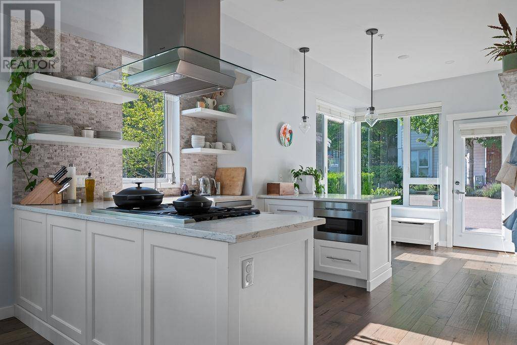 Vancouver, BC V5S4Y1,3101 E KENT AVENUE NORTH