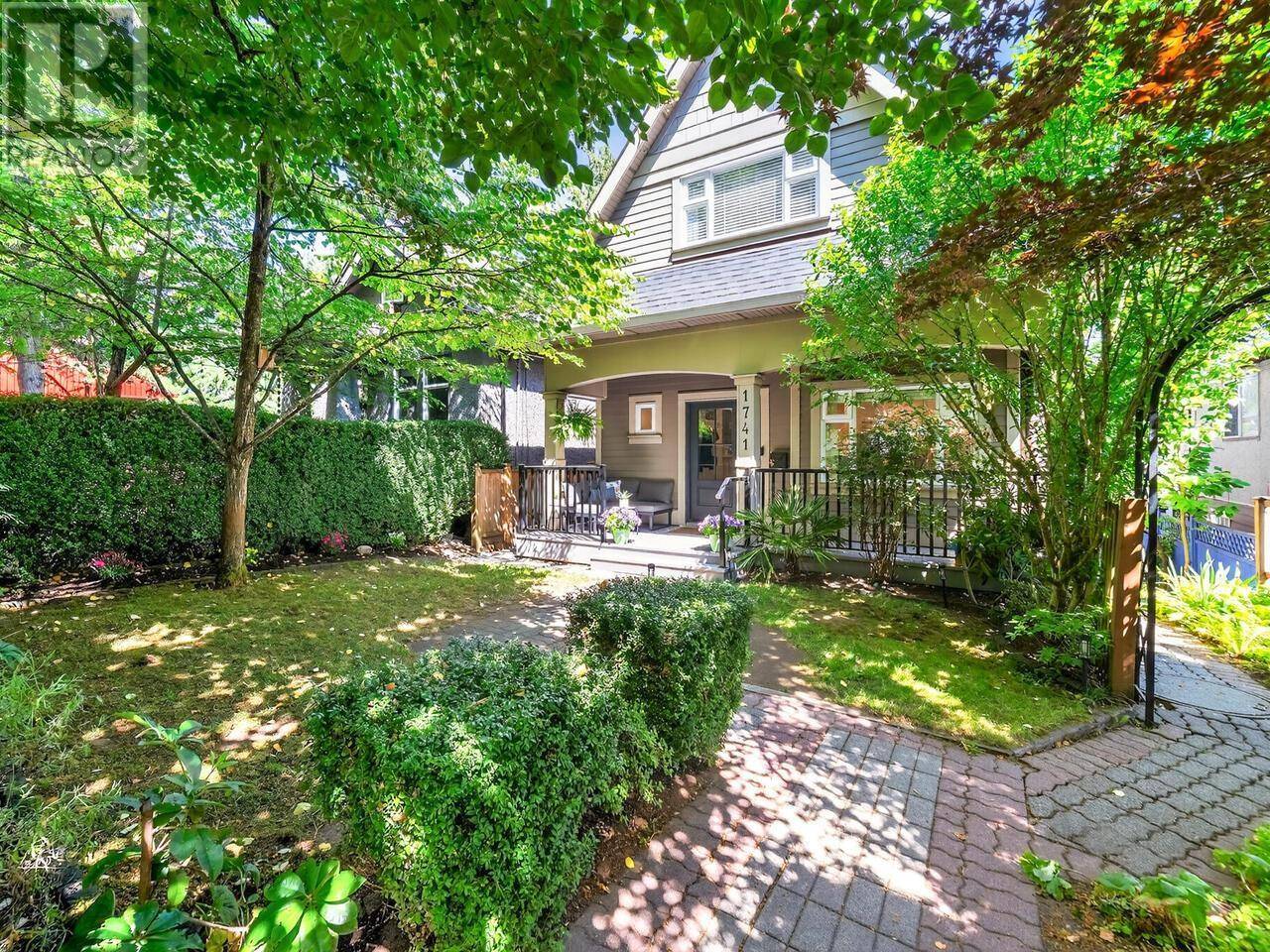 Vancouver, BC V5N2G2,1741 E 15TH AVENUE
