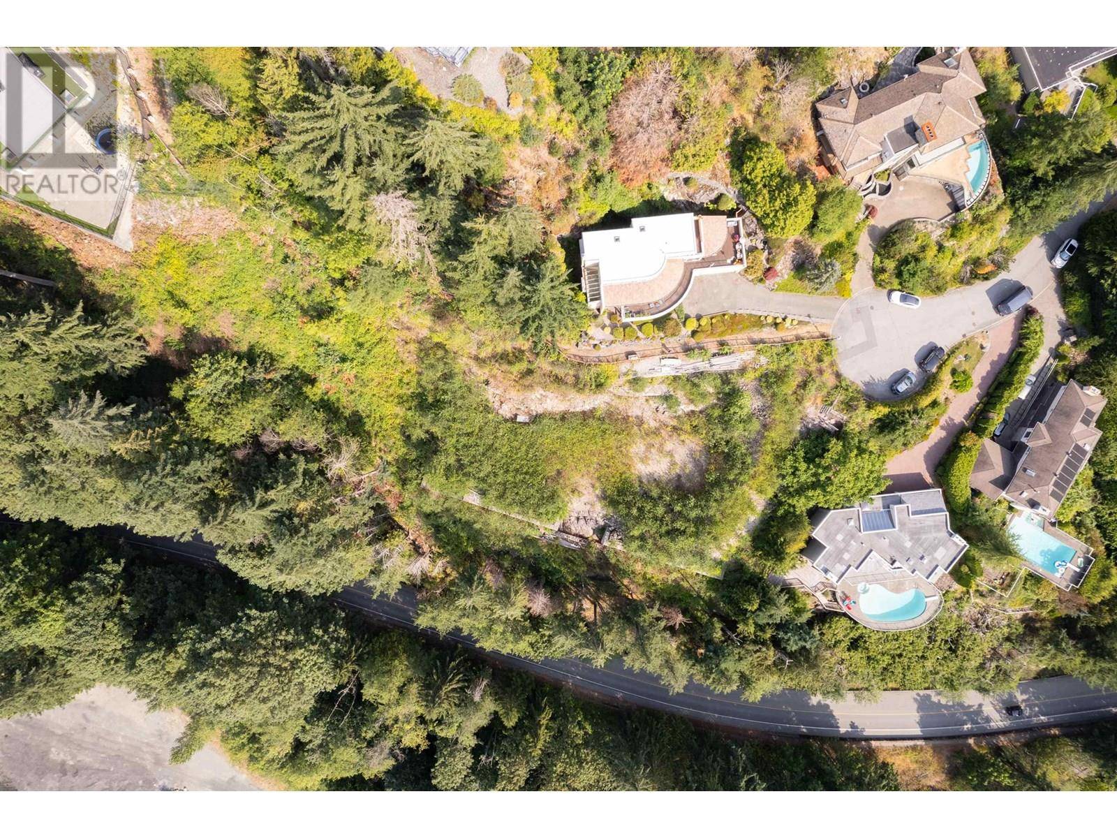 West Vancouver, BC V7S3C1,4783 WESTWOOD PLACE
