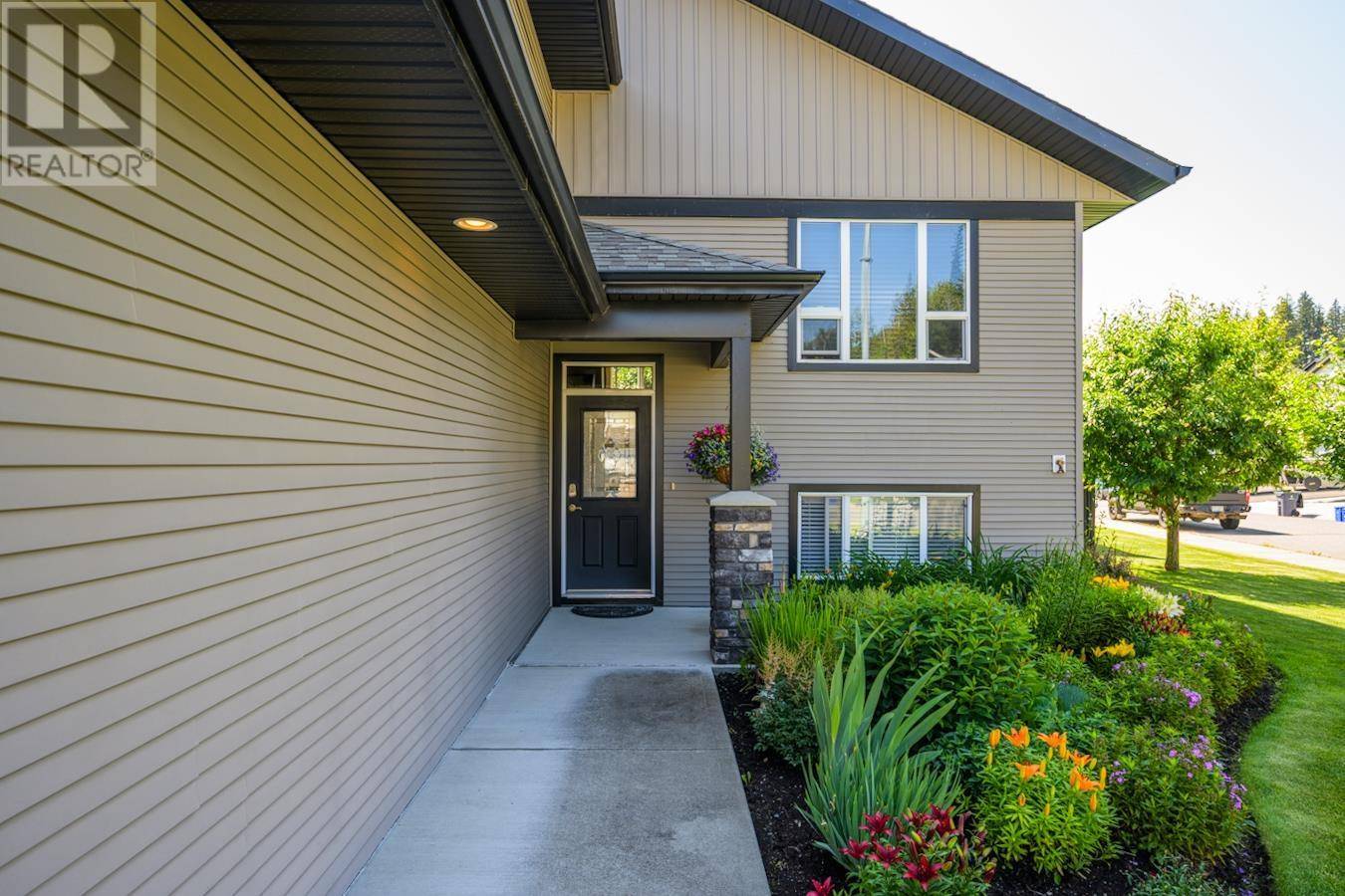 Prince George, BC V2N0C2,7517 STILLWATER CRESCENT
