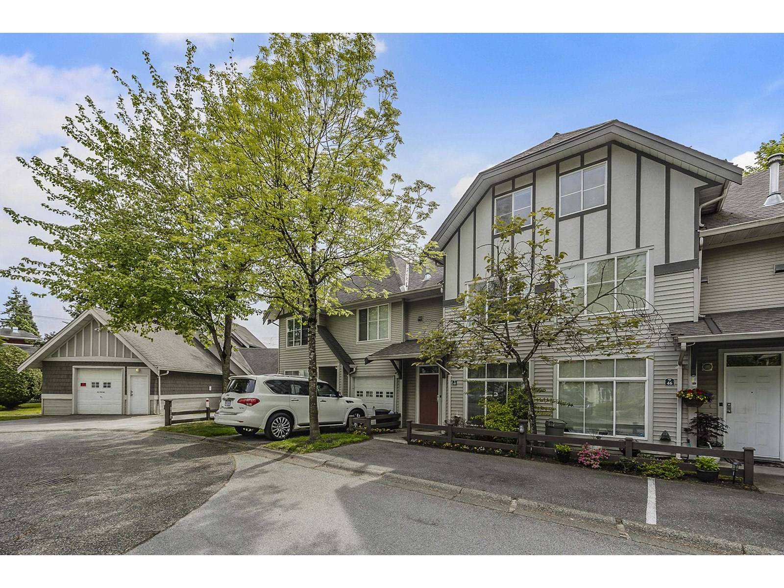 6465 184A #45, Surrey, BC V3S8X9