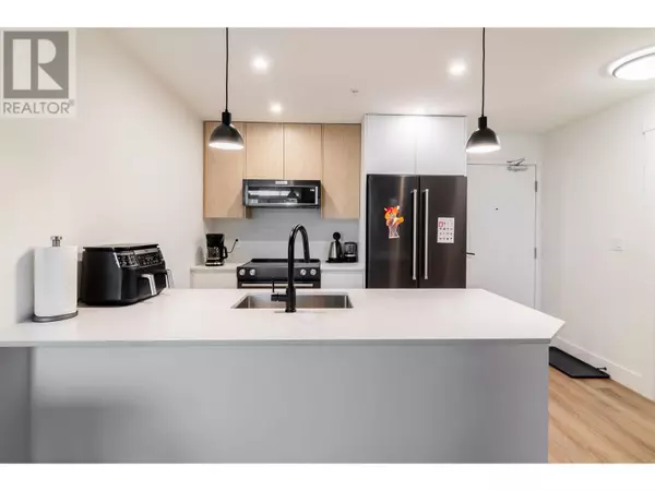 Port Coquitlam, BC V3C0B1,2180 KELLY AVE #1106