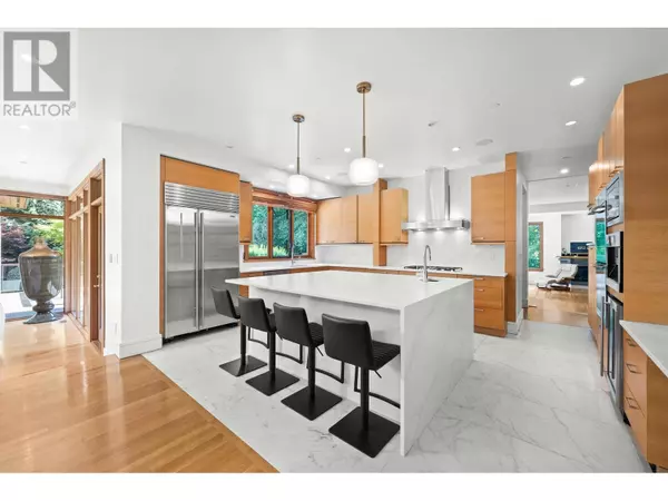 West Vancouver, BC V7S1E4,510 EASTCOT ROAD