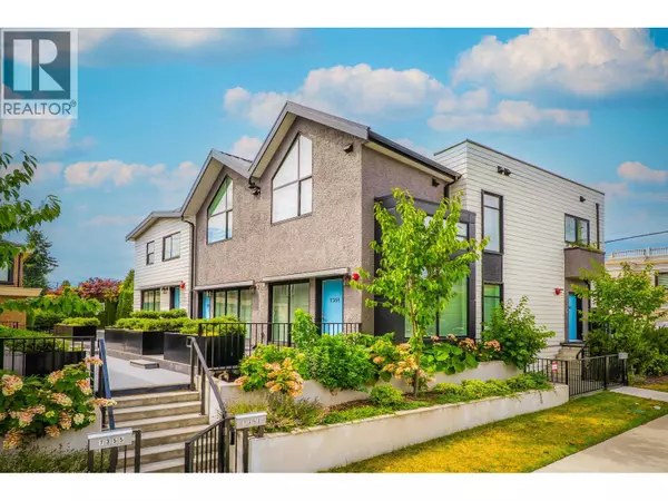 Vancouver, BC V6P1V7,7351 OAK STREET