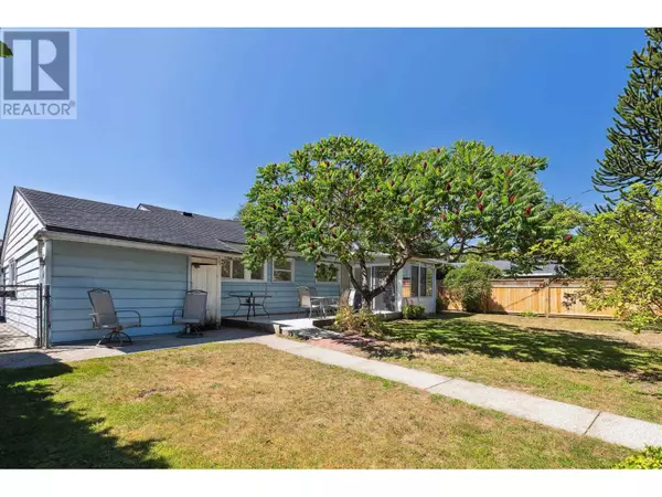 North Vancouver, BC V7P2Z6,1386 TATLOW AVENUE