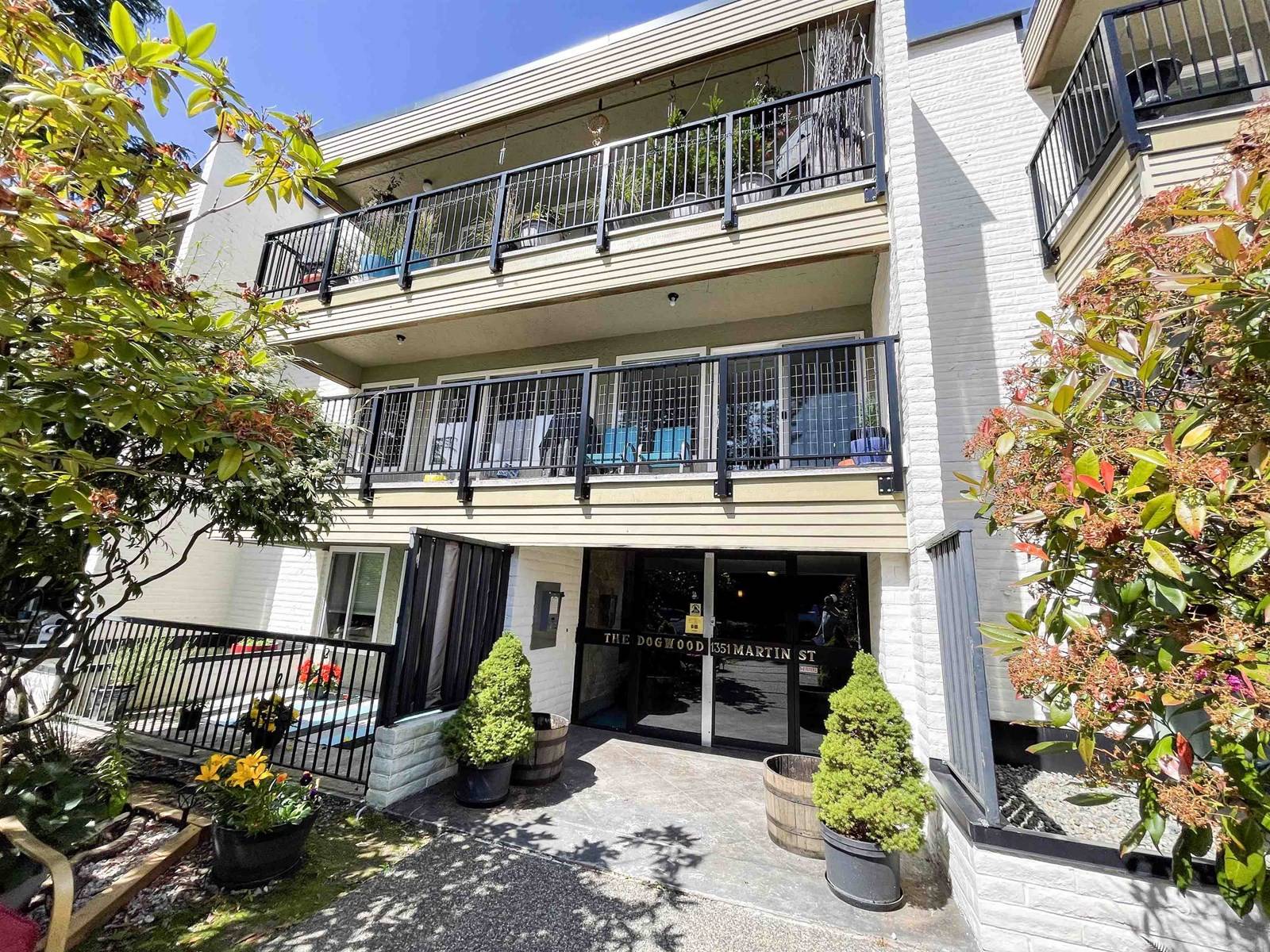 White Rock, BC V4B3W6,1351 MARTIN #206