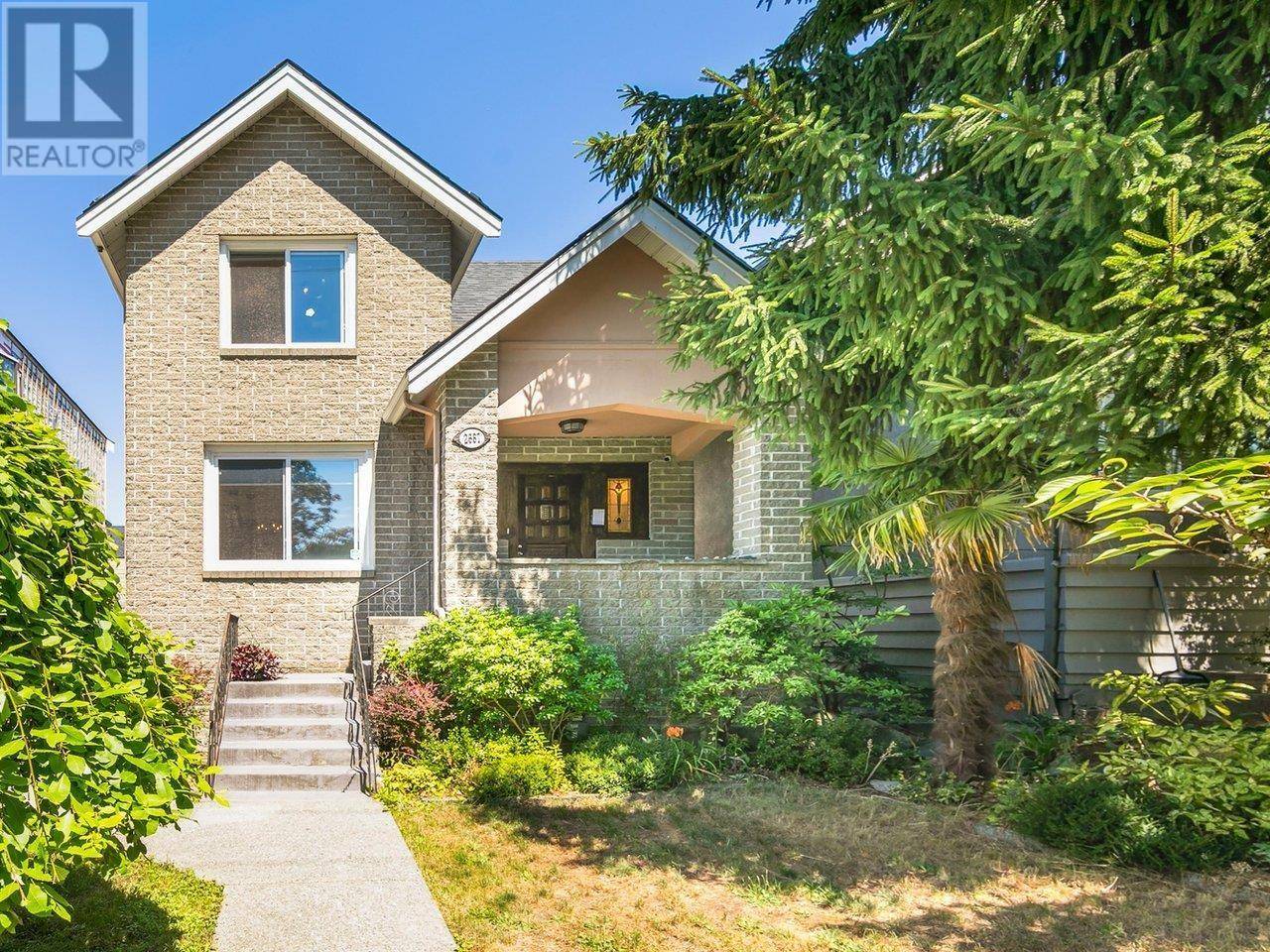 2687 E PENDER STREET, Vancouver, BC V5K2B6