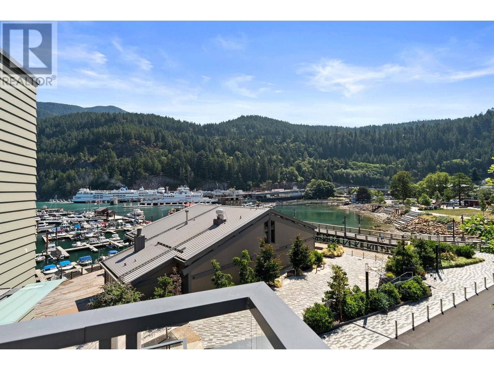 West Vancouver, BC V7W0A4,6707 NELSON AVE #309
