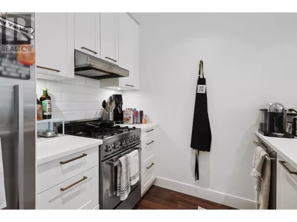 Vancouver, BC V5W1A6,168 East 35TH AVE #209