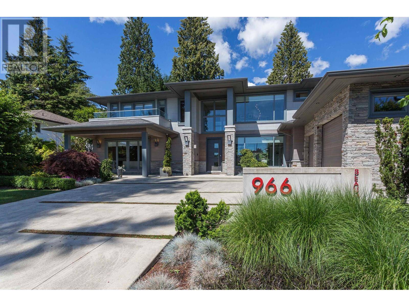 966 BEAUMONT DRIVE, North Vancouver, BC V7R1P6