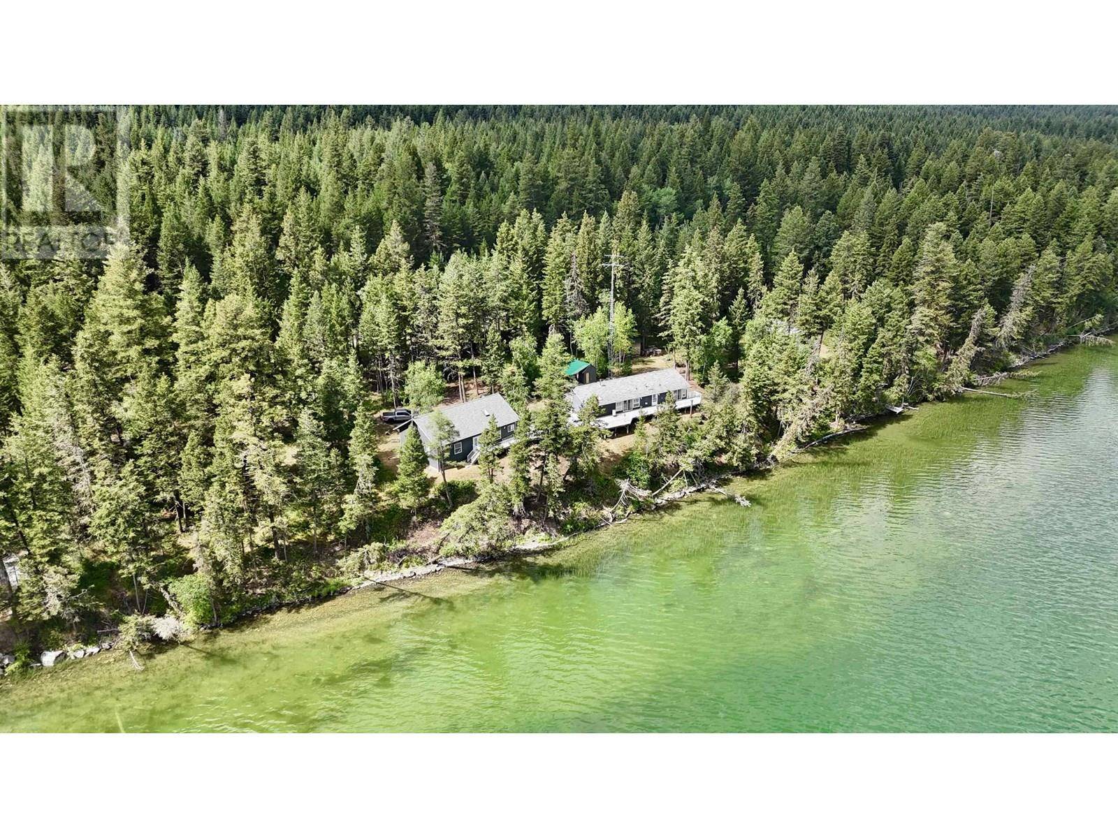 4574 CAVERLY ROAD, Lac La Hache, BC V0K1T0