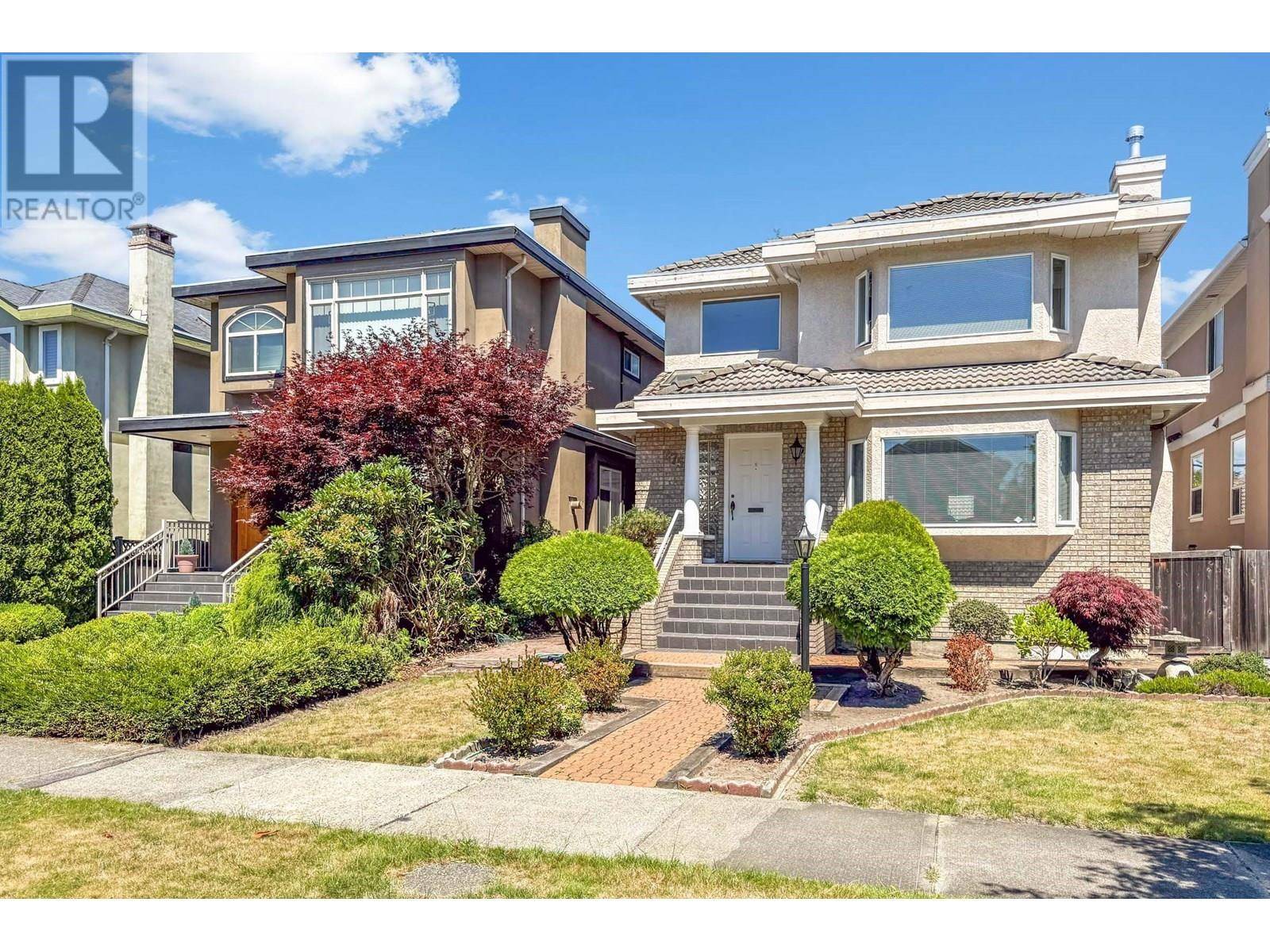 2755 W 20TH AVENUE, Vancouver, BC V6L1H1