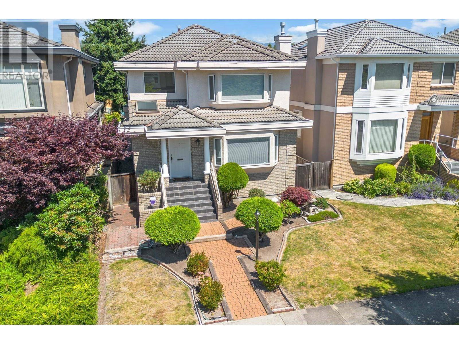 Vancouver, BC V6L1H1,2755 W 20TH AVENUE