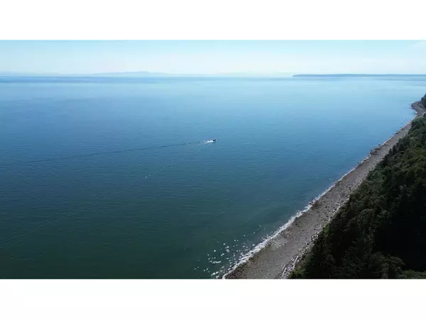 White Rock, BC V4A1A4,13752 MARINE DRIVE