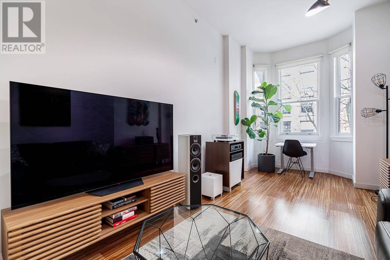 Vancouver, BC V6B0B7,36 WATER ST #211