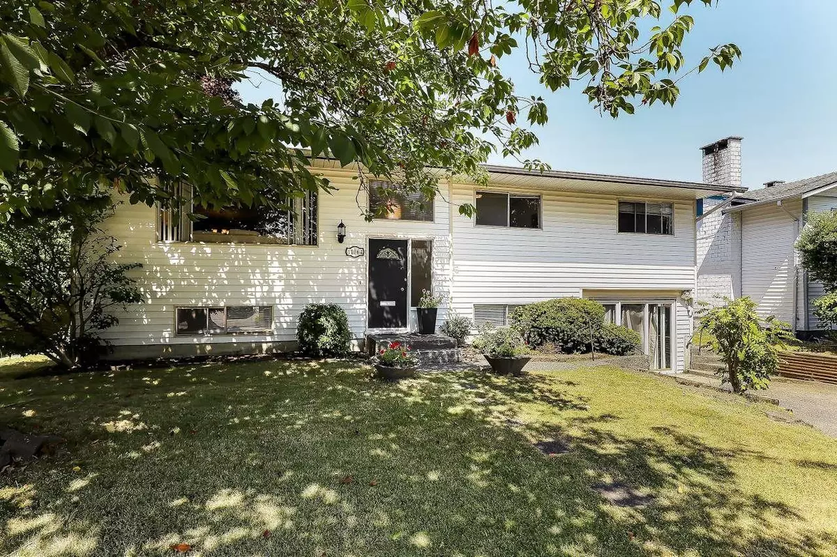 Surrey, BC V3R5B6,11064 SWAN CRESCENT