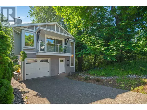 1911 MAHON AVENUE, North Vancouver, BC V7M2T4