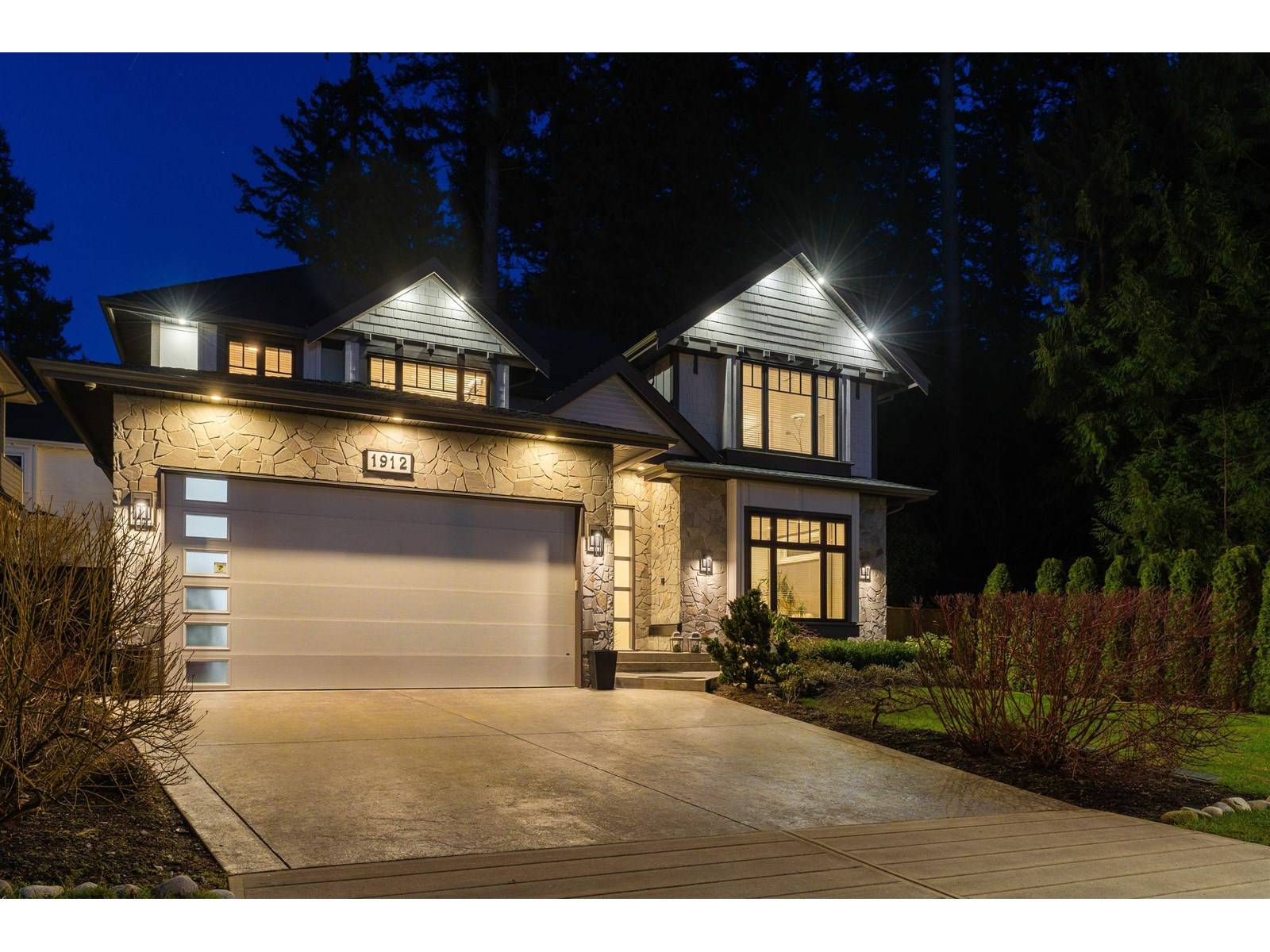 Surrey, BC V4A9M9,1912 LARONDE DRIVE