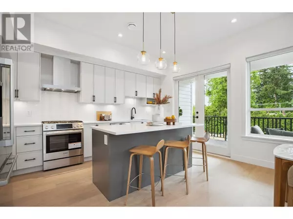 Coquitlam, BC V3J4C8,692 FLORENCE ST #103