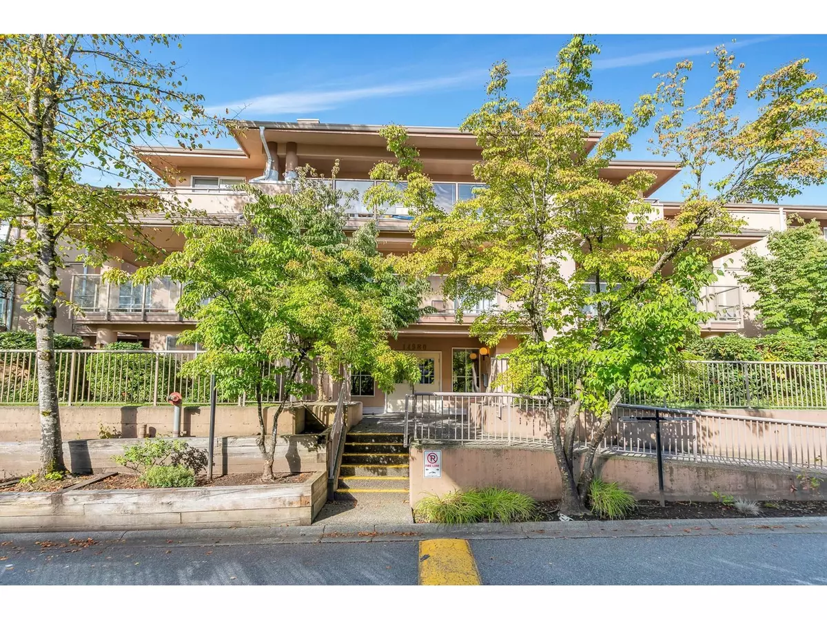 Surrey, BC V3R0T1,14980 101A #302