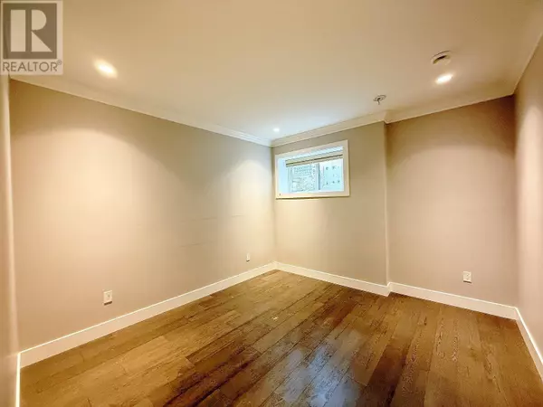 Burnaby, BC V5C3H4,45xx NAPIER ST #Basement