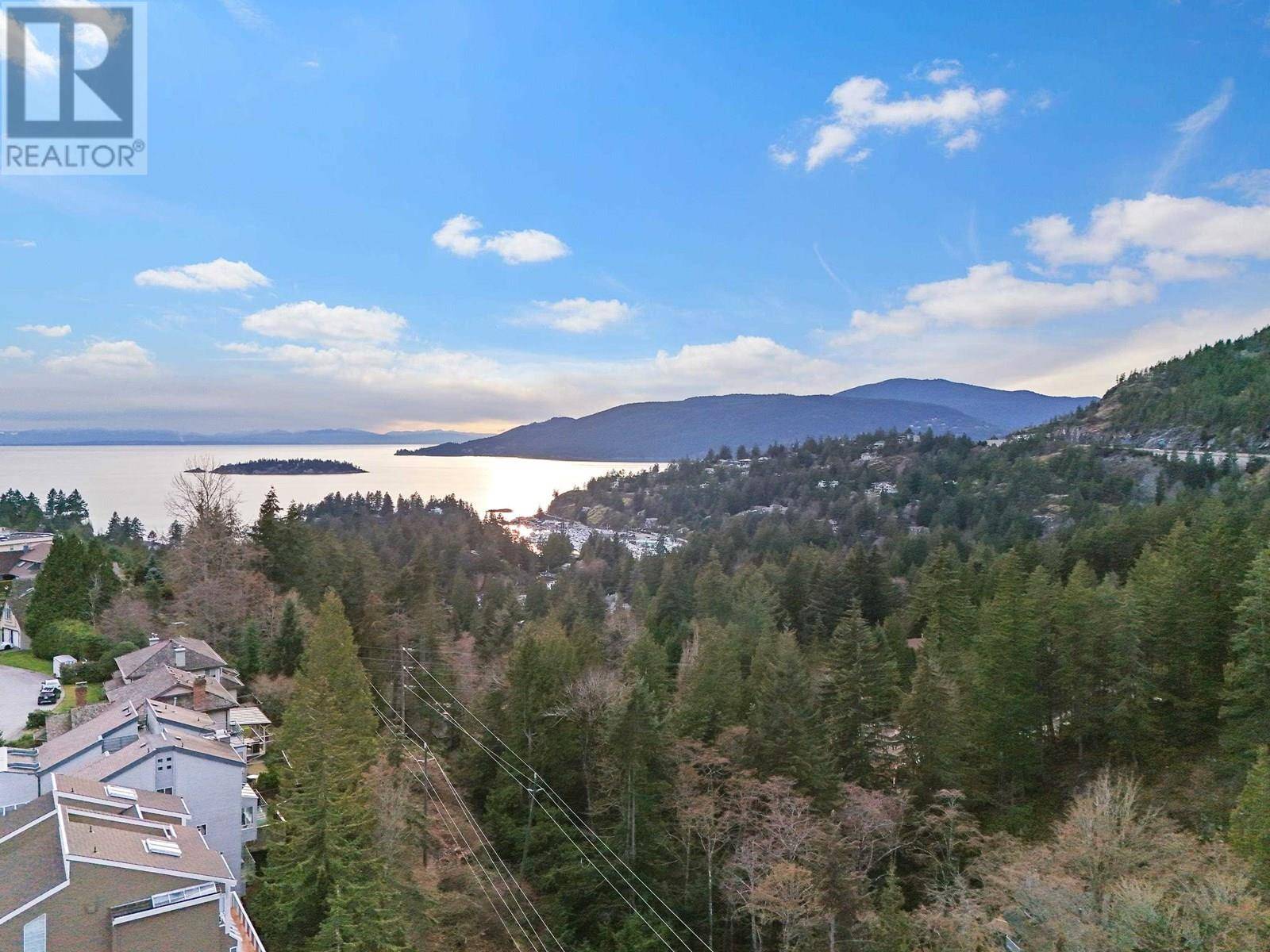 West Vancouver, BC V7W3E8,5390 WESTHAVEN WYND