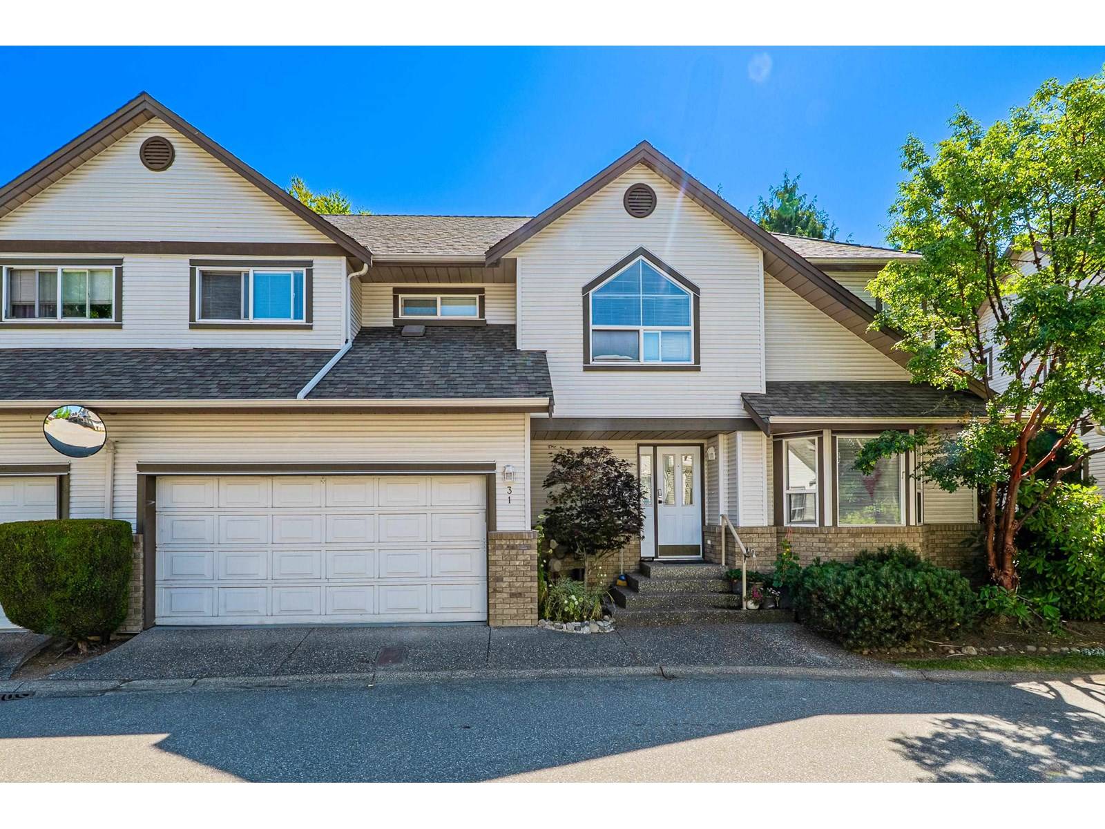 Surrey, BC V4N0P7,16155 82 #31