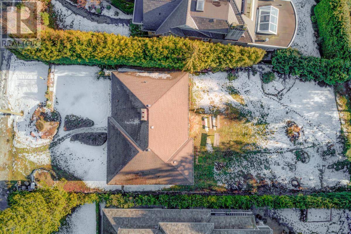 West Vancouver, BC V7V1H6,4386 ERWIN DRIVE