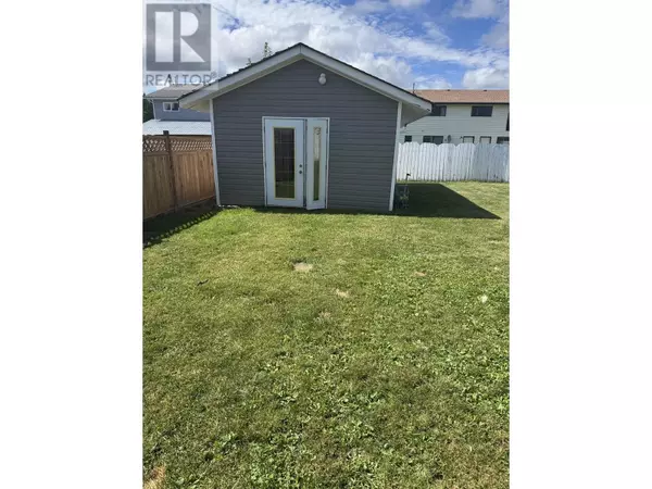 Mackenzie, BC V0J2C0,519 BABINE DRIVE