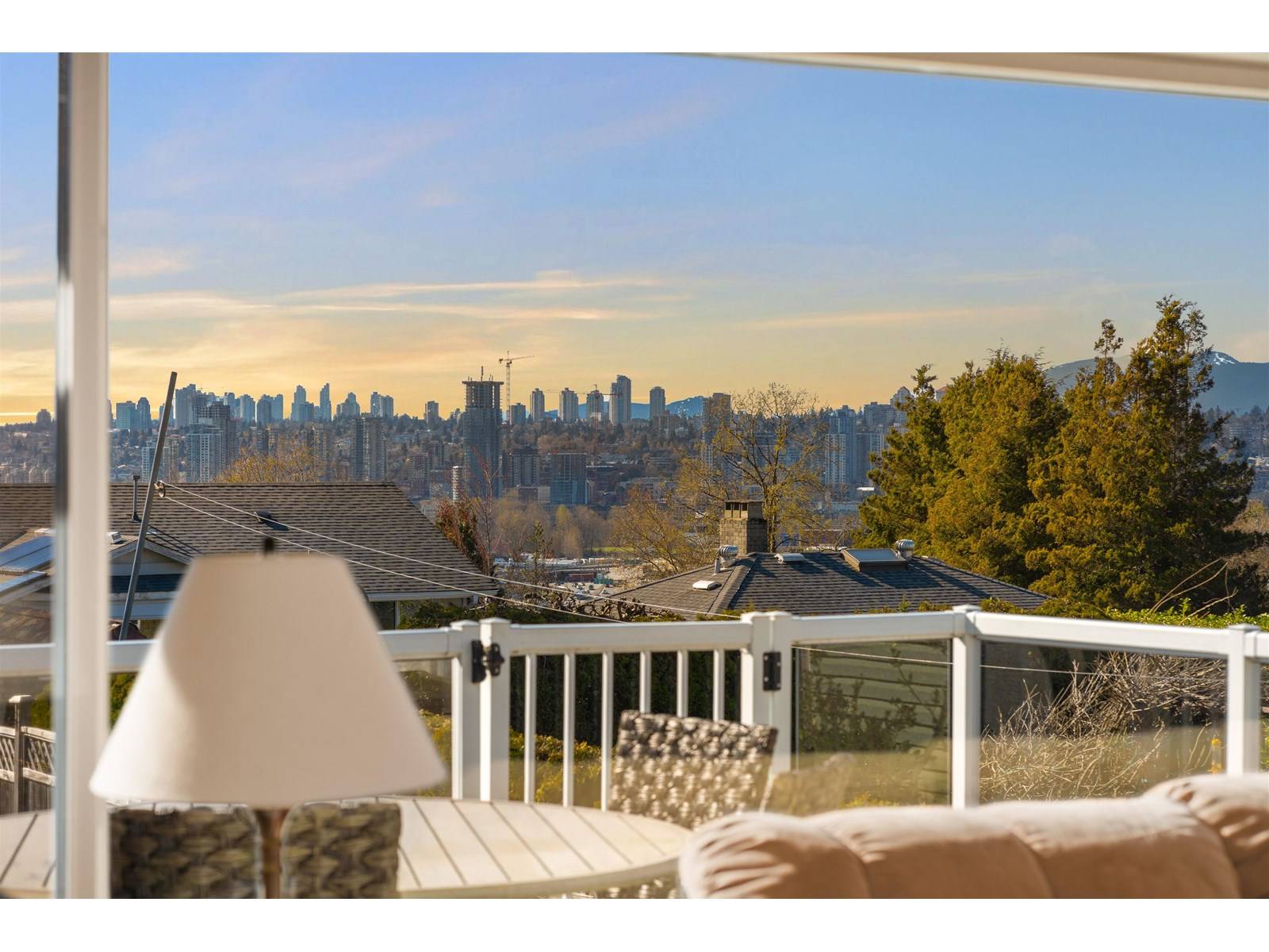 10257 125 STREET, Surrey, BC V3V4Y5