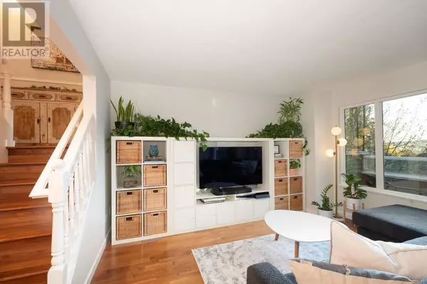 Port Moody, BC V3H4T3,181 RAVINE DR #1