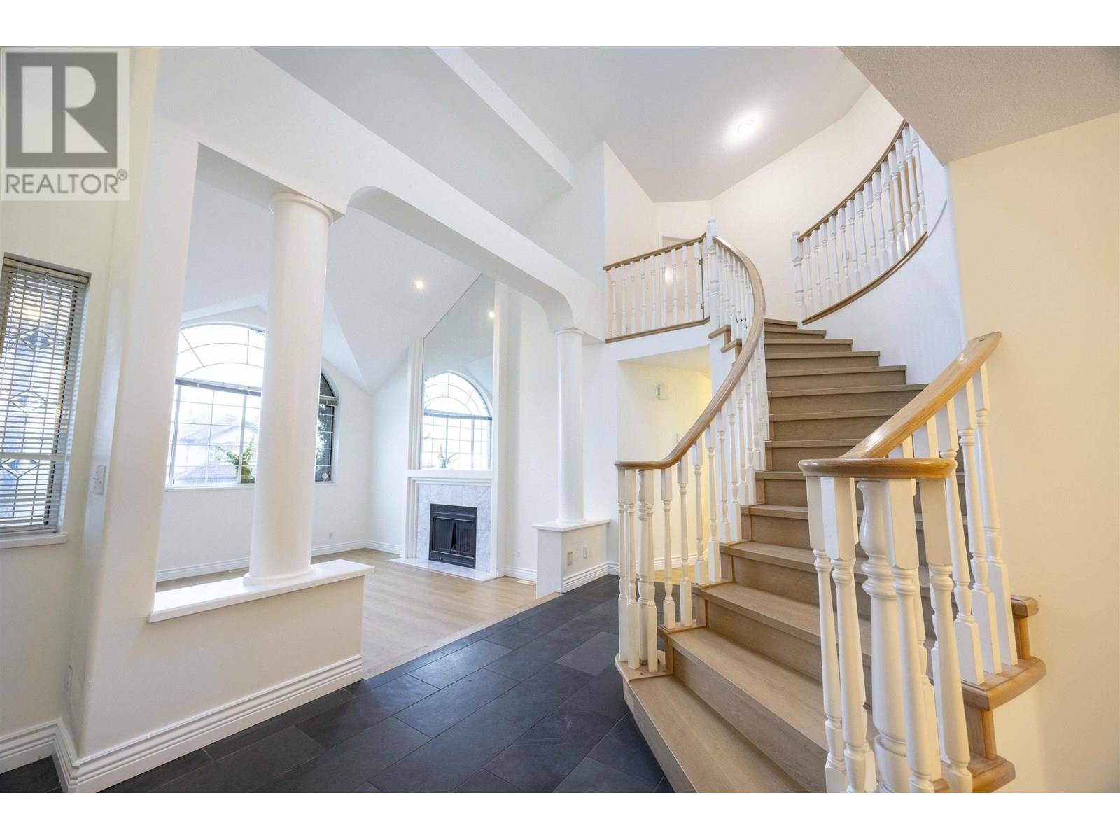 Coquitlam, BC V3E2Y2,1569 MANZANITA COURT