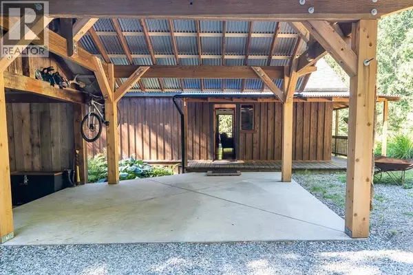 Roberts Creek, BC V0N2W1,2931 GRAUMAN ROAD