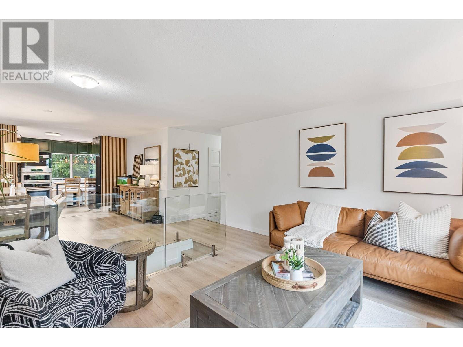2860 BANBURY AVENUE, Coquitlam, BC V3B5H2