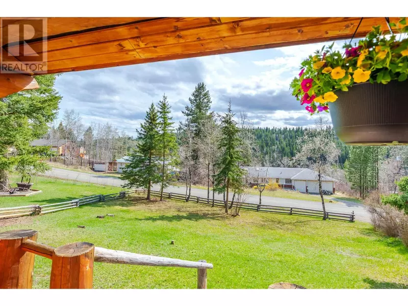 5172 KALLUM DRIVE, 108 Mile Ranch, BC V0K2Z0