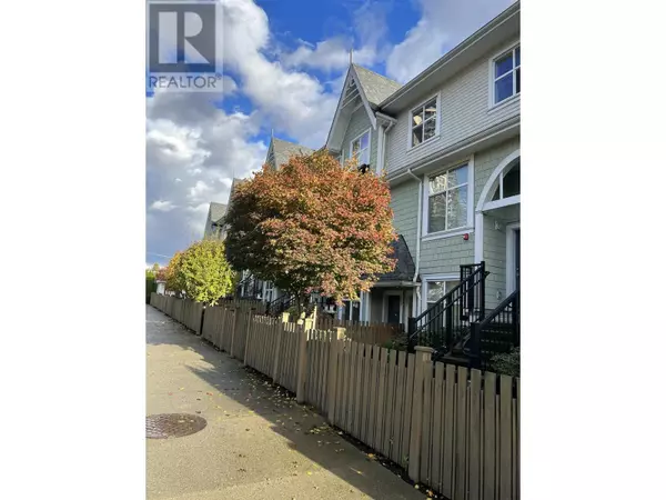 7250 18TH AVE #202, Burnaby, BC V3N1H3